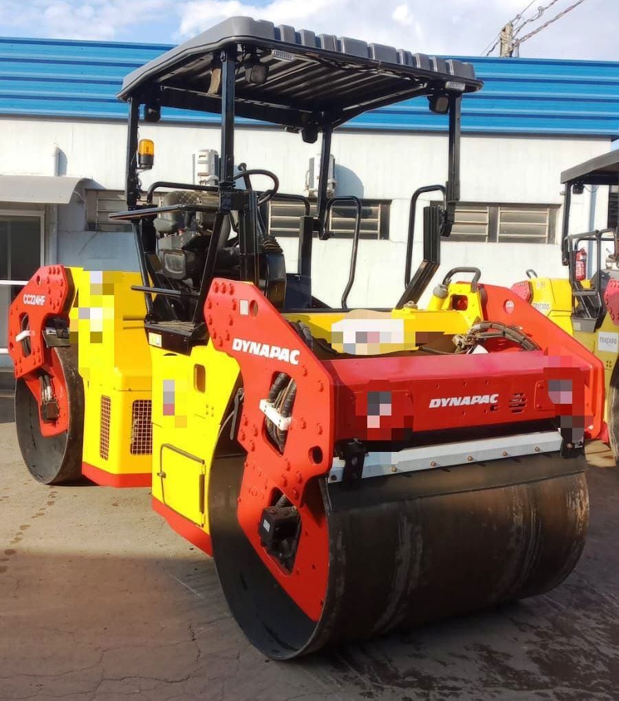 Rolo compactador Dynapac CC224 2009 - Imagem 2