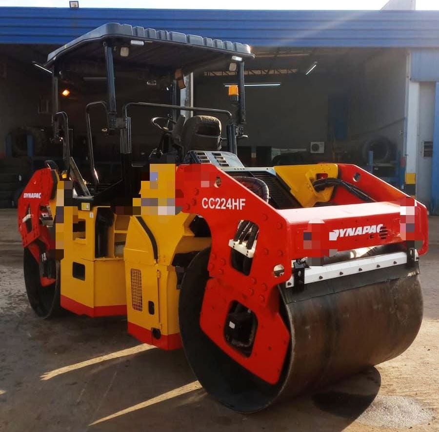 Rolo compactador Dynapac CC224 2009 - Imagem 3