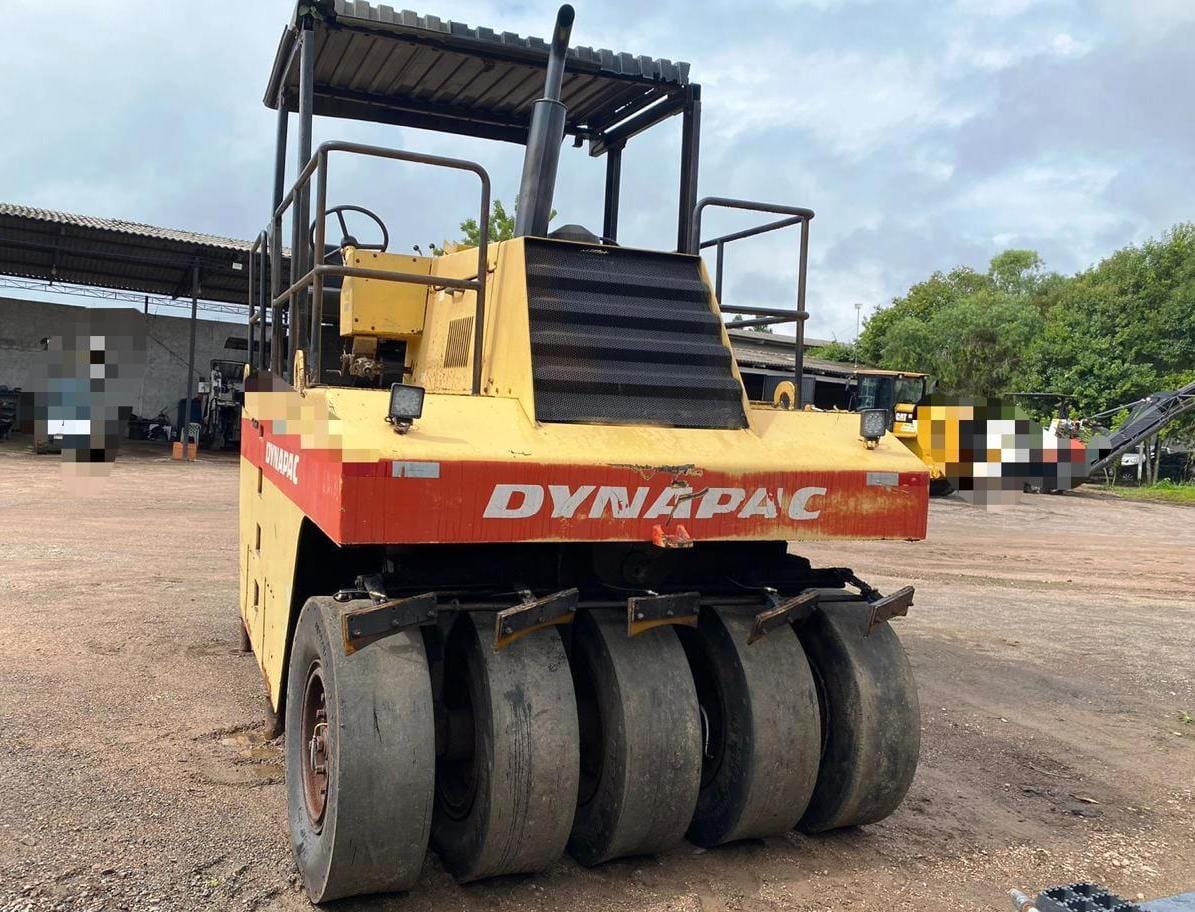 Rolo compactador Dynapac CP-271 2008 - Imagem 2