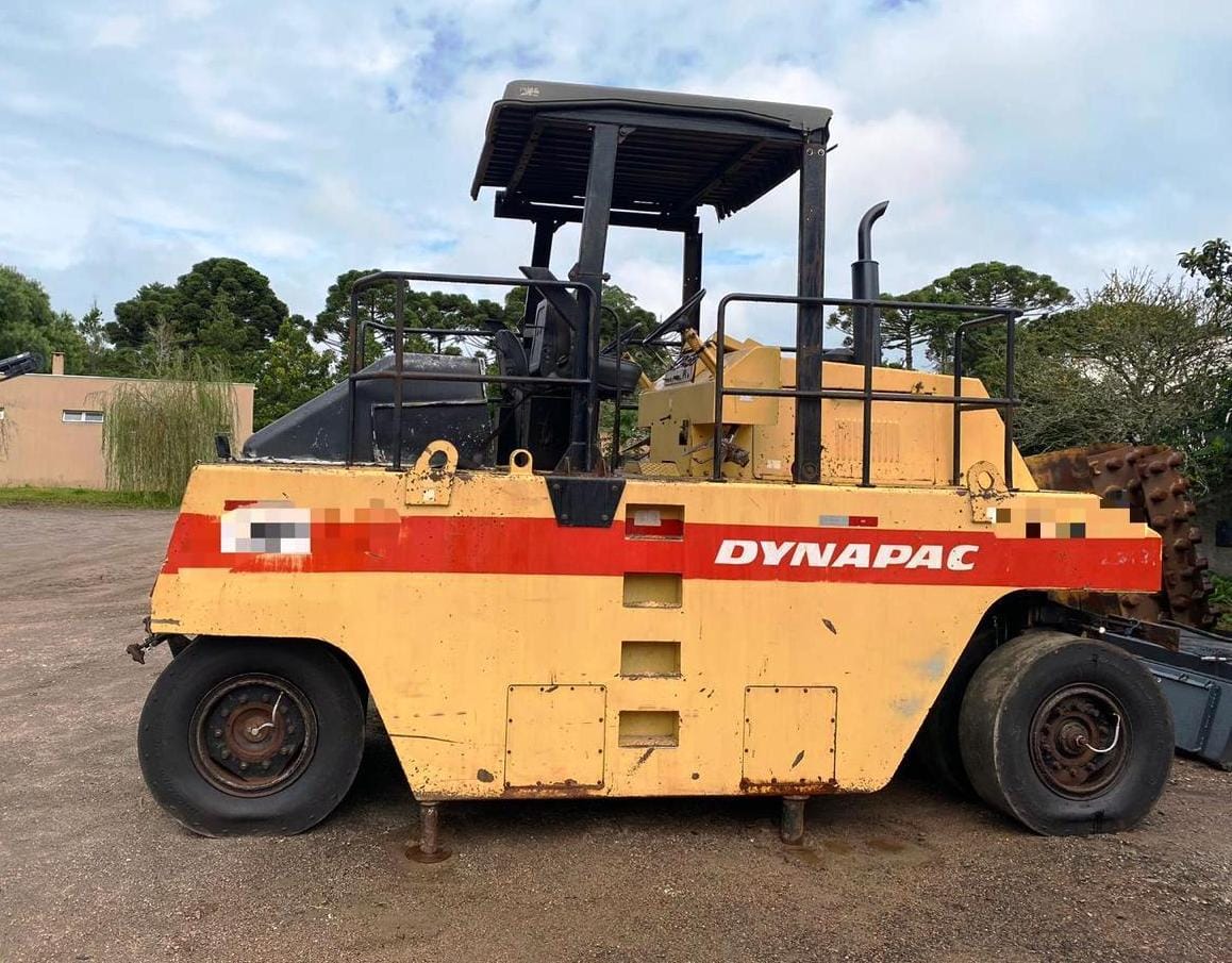 Rolo compactador Dynapac CP-271 2008 - Imagem 5