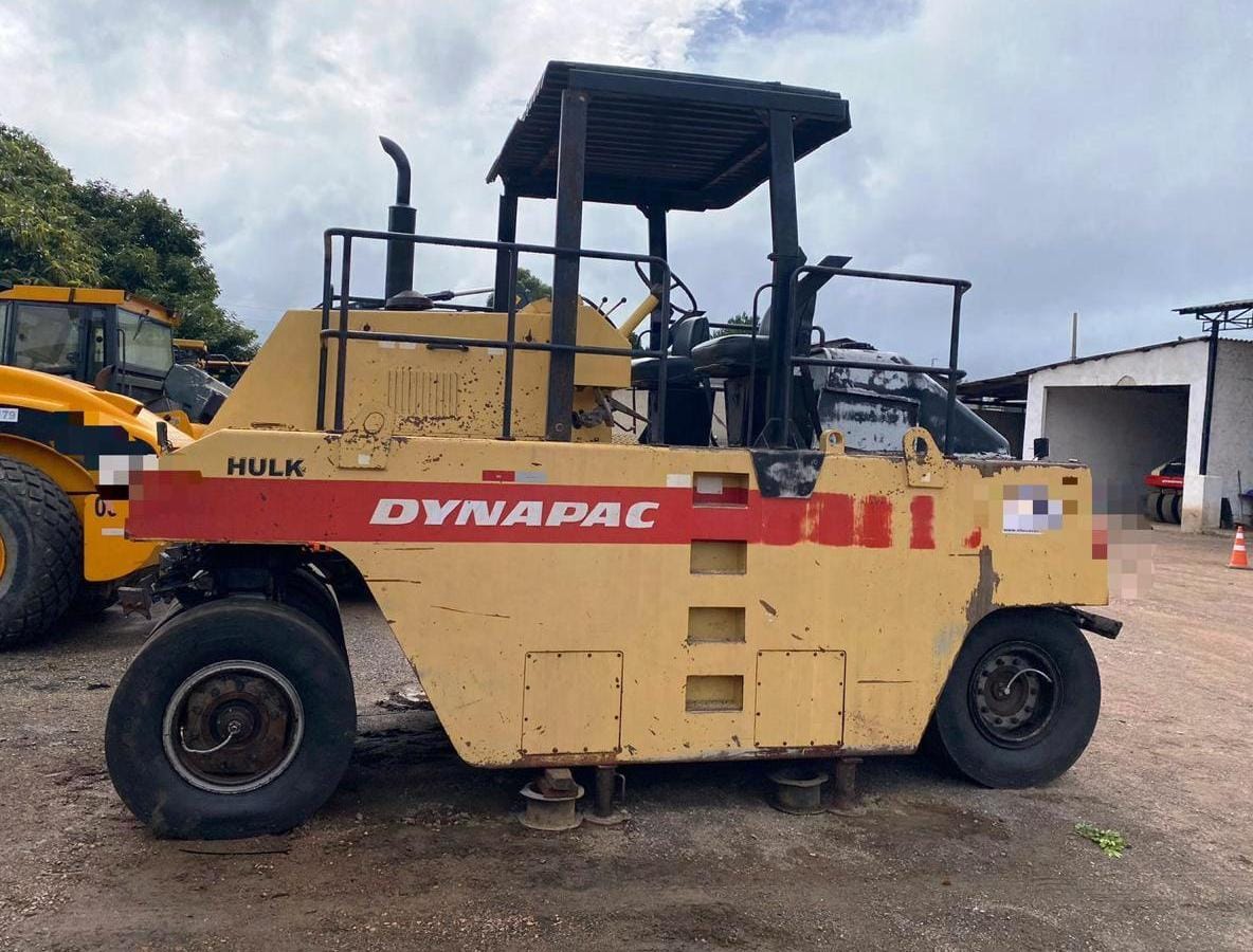 Rolo compactador Dynapac CP-271 2008 - Imagem 10