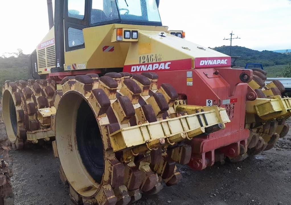 Rolo compactador Dynapac CT300 2012 - Imagem 2