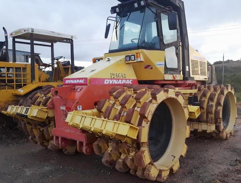 Rolo compactador Dynapac CT300 2012 - Imagem 3