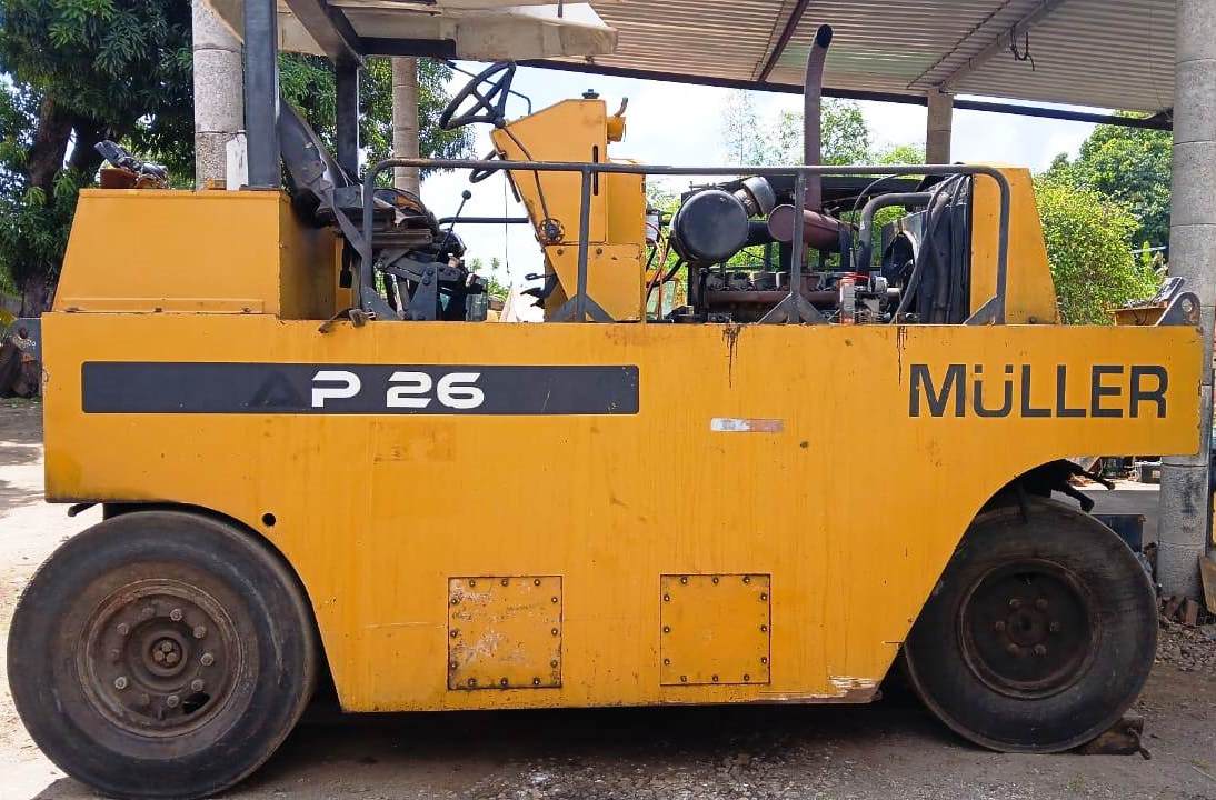 Rolo compactador Müller AP 26 2010 - Imagem 1