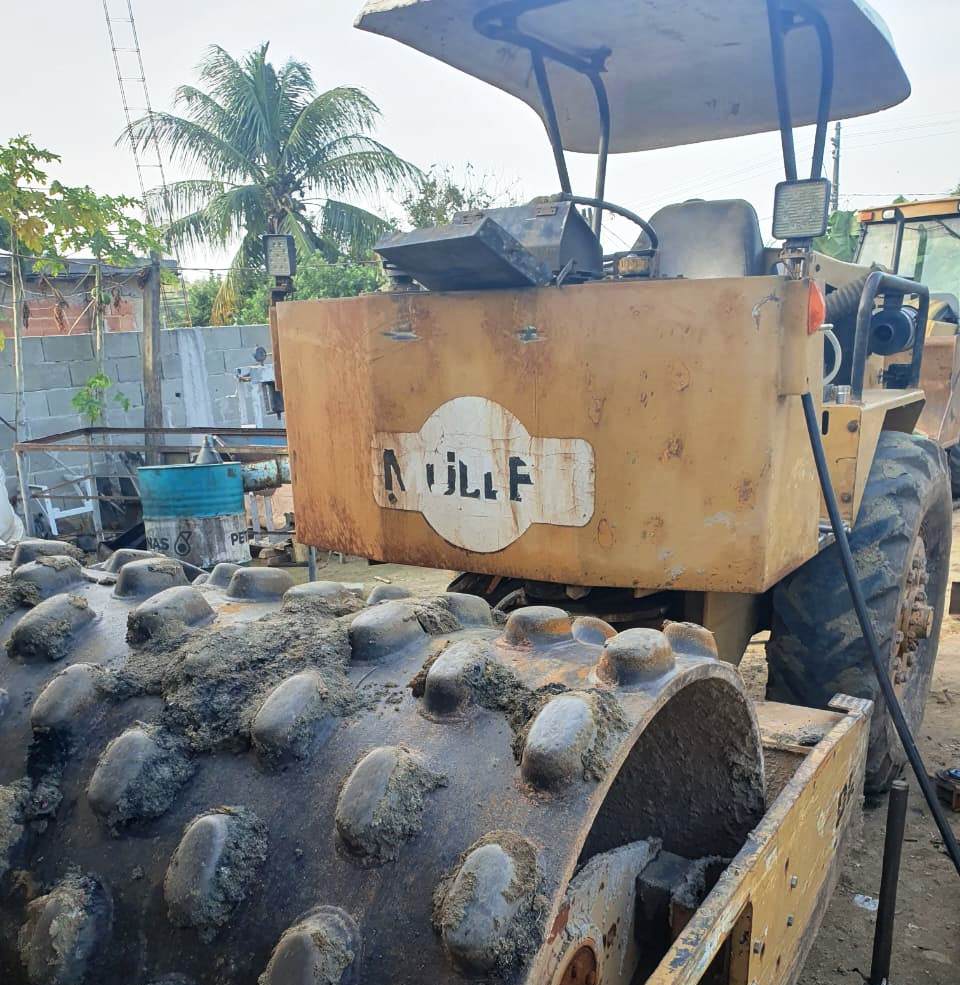 Rolo compactador Müller VAP55 1987 - Imagem 1