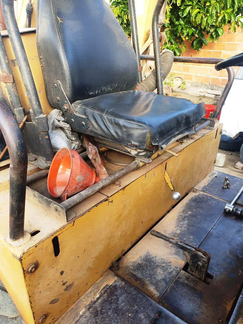 Rolo compactador Müller VAP55 1987 - Imagem 9