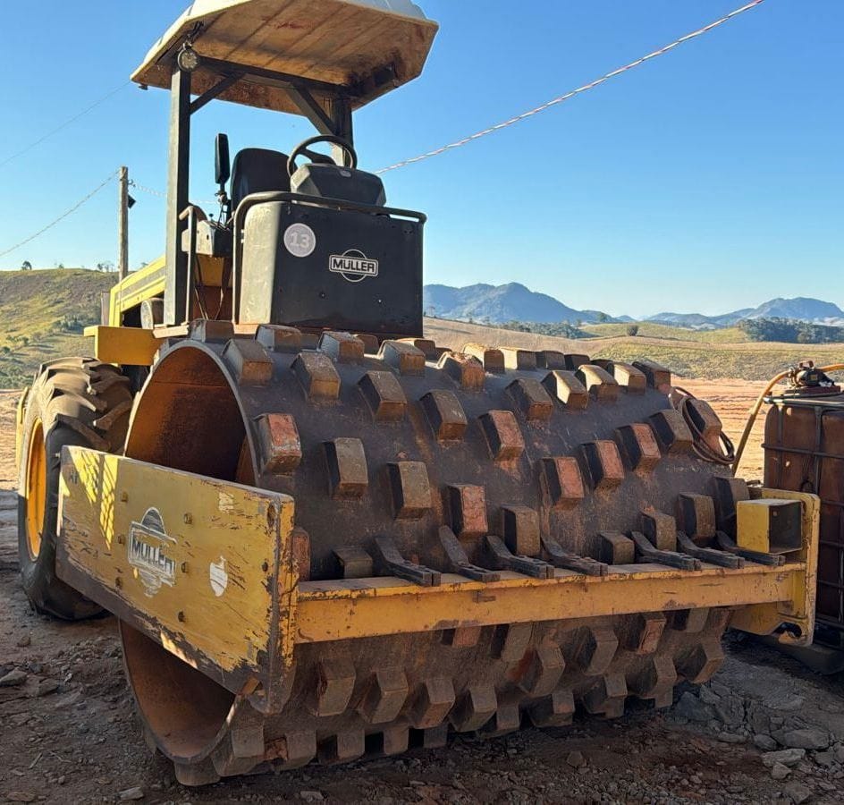 Rolo compactador Müller VAP70 1998 - Imagem 3