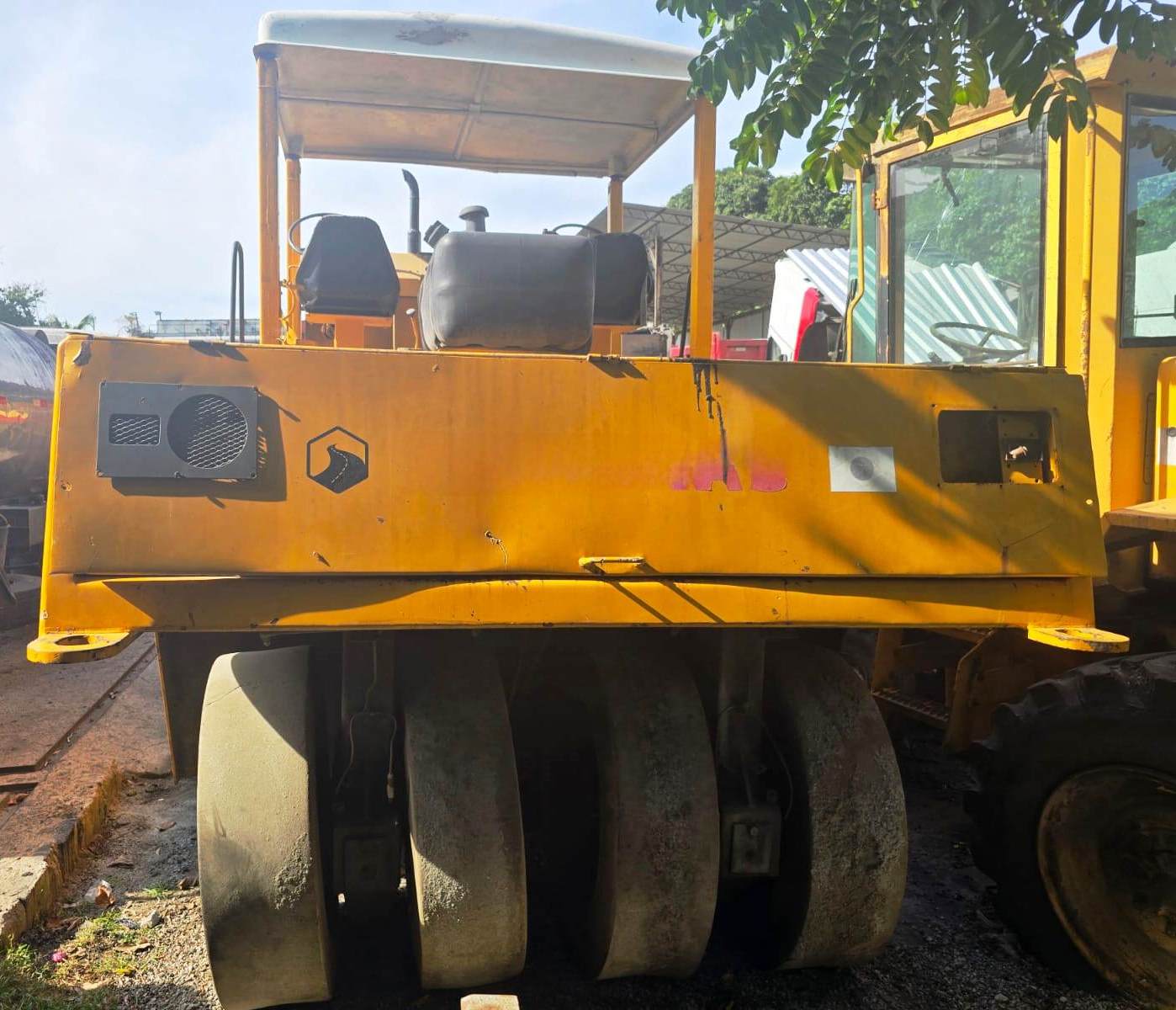 Rolo compactador Tema Terra SP8000 1985 - Imagem 3