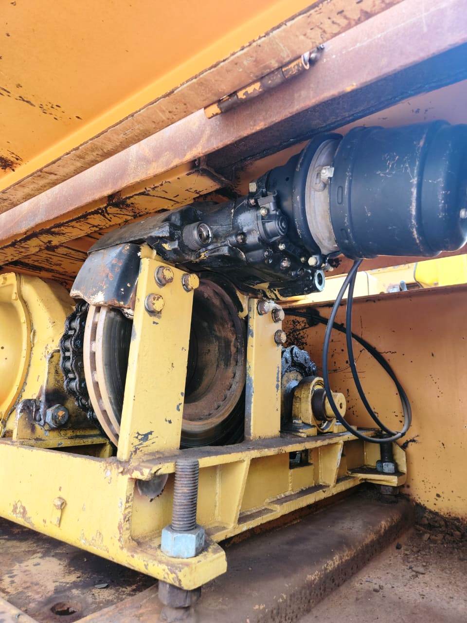 Rolo compactador Tema Terra SP8000 1986 - Imagem 11