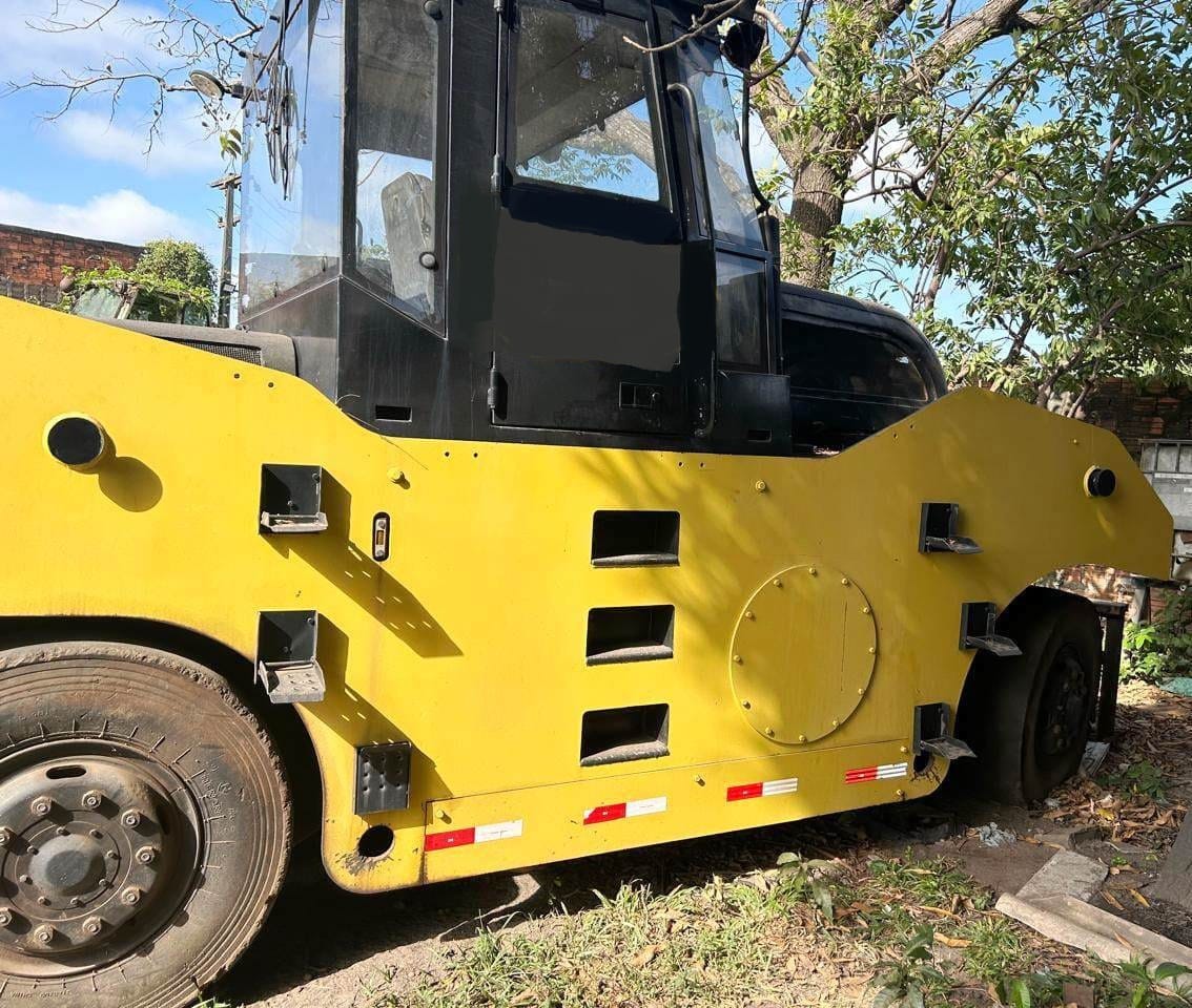 Rolo compactador XCMG XP201 2010 - Imagem 1