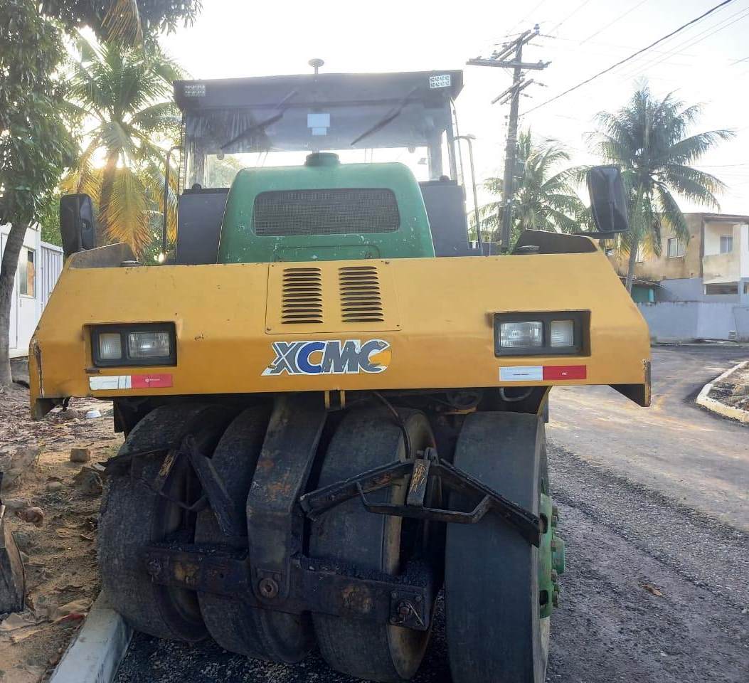 Rolo compactador XCMG XP201 2016 - Imagem 8