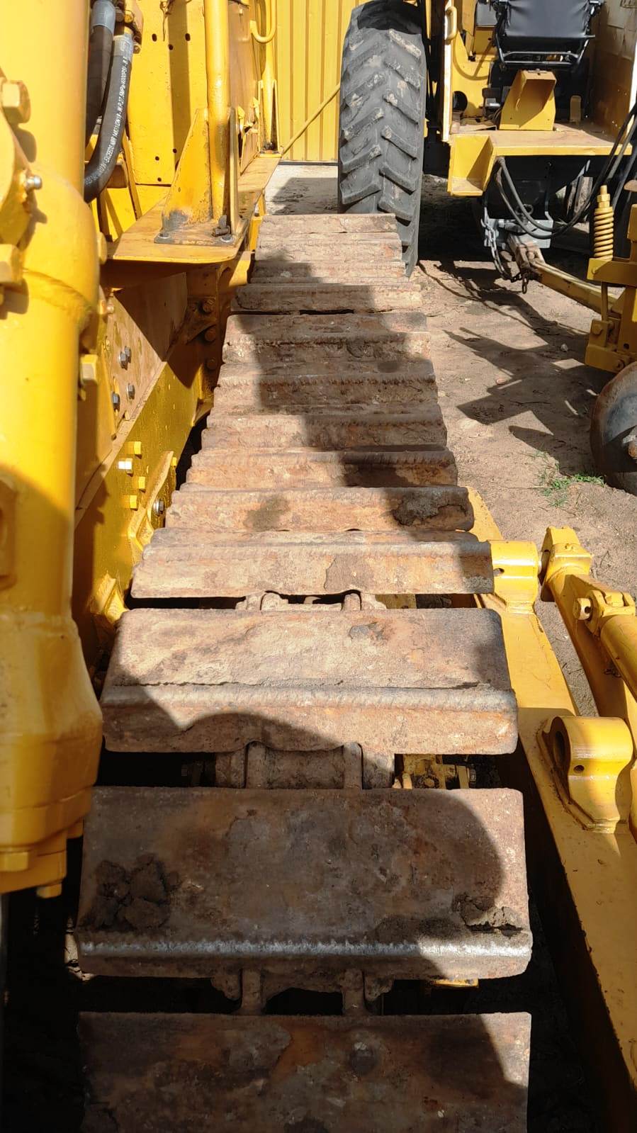 Trator de esteira Caterpillar D4DDD 1977 - Imagem 9