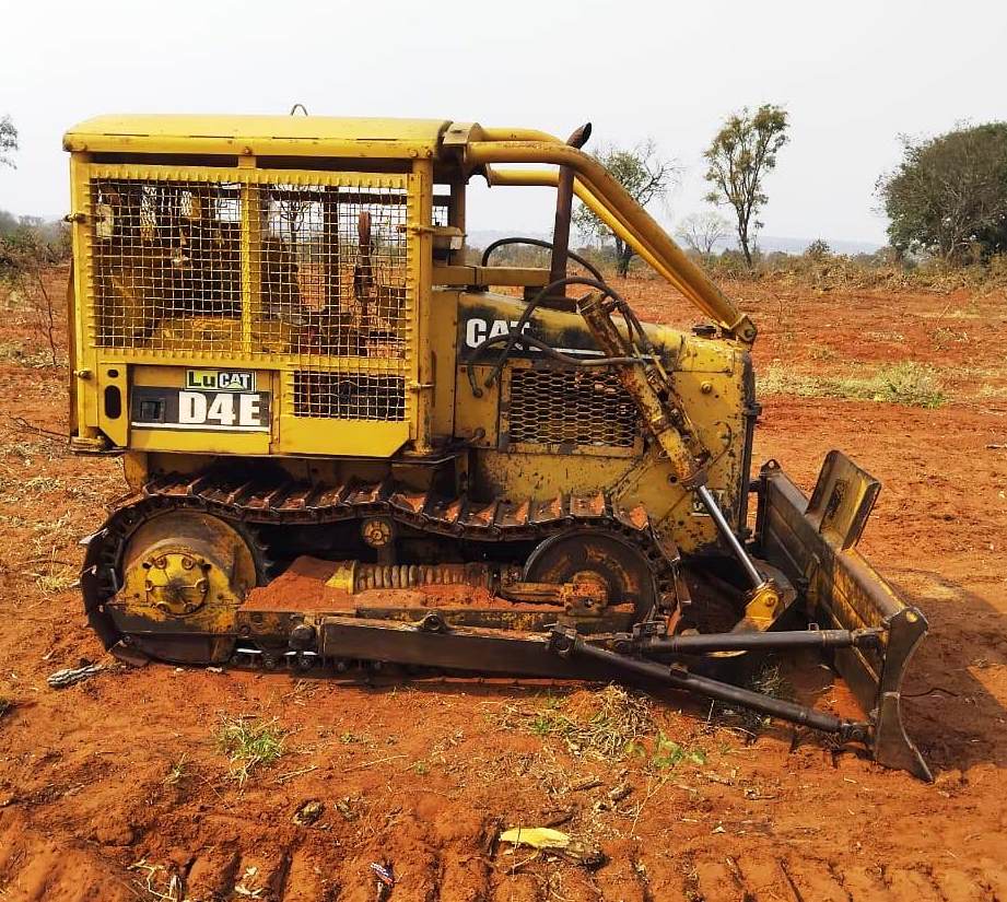 Trator de esteira Caterpillar D4EDD 1989 - Imagem 9