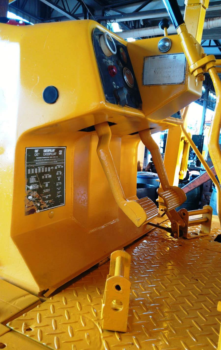 Trator de esteira Caterpillar D5EDD 1996 - Imagem 5