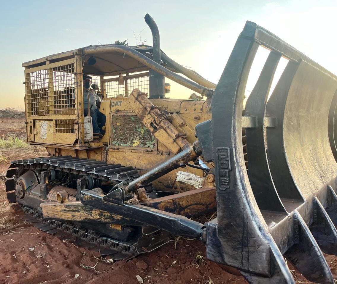 Trator de esteira Caterpillar D6DDD 1980 - Imagem 2
