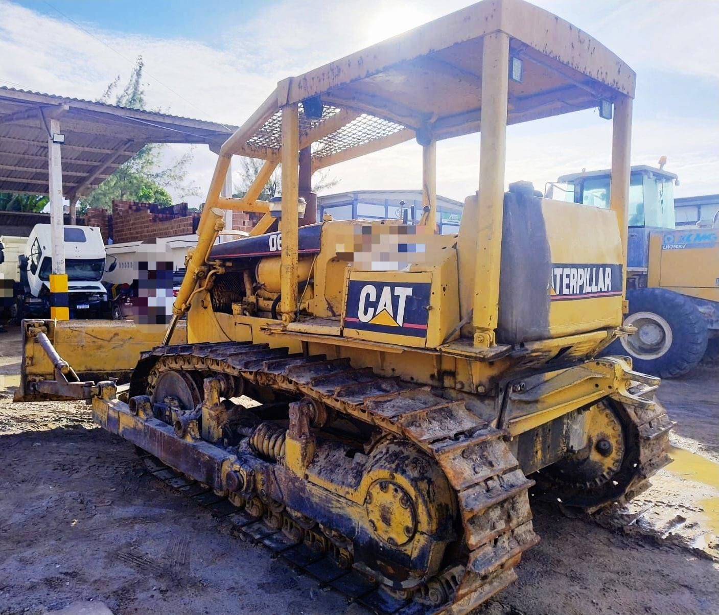 Trator de esteira Caterpillar D6DDD 1981 - Imagem 4