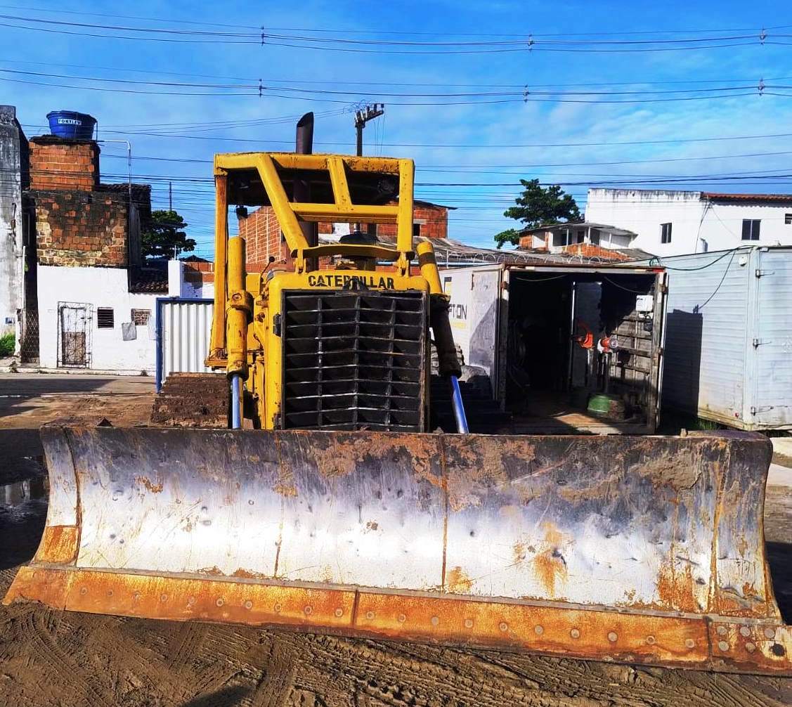 Trator de esteira Caterpillar D6DDD 1981 - Imagem 5