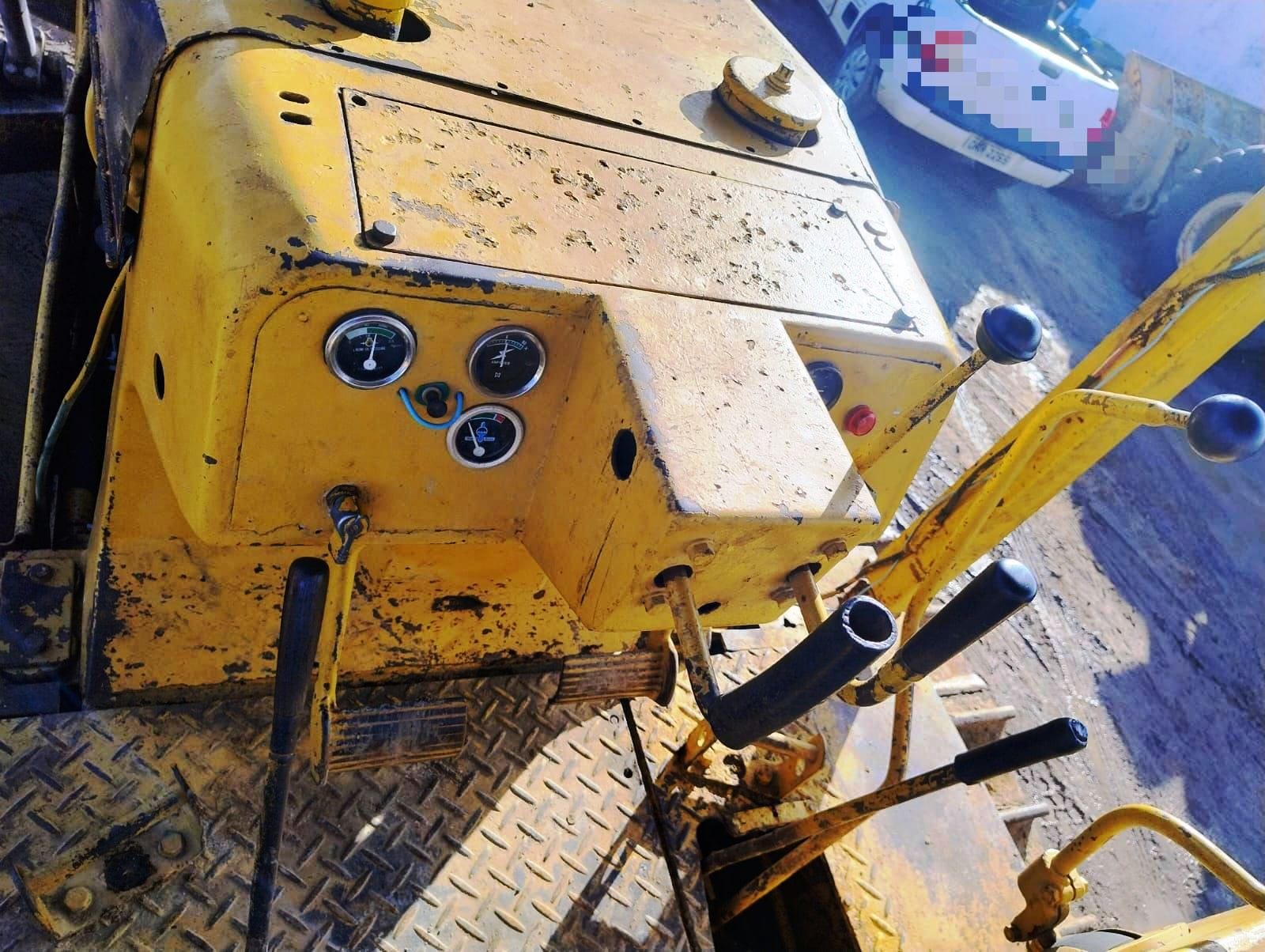 Trator de esteira Caterpillar D6DDD 1981 - Imagem 6