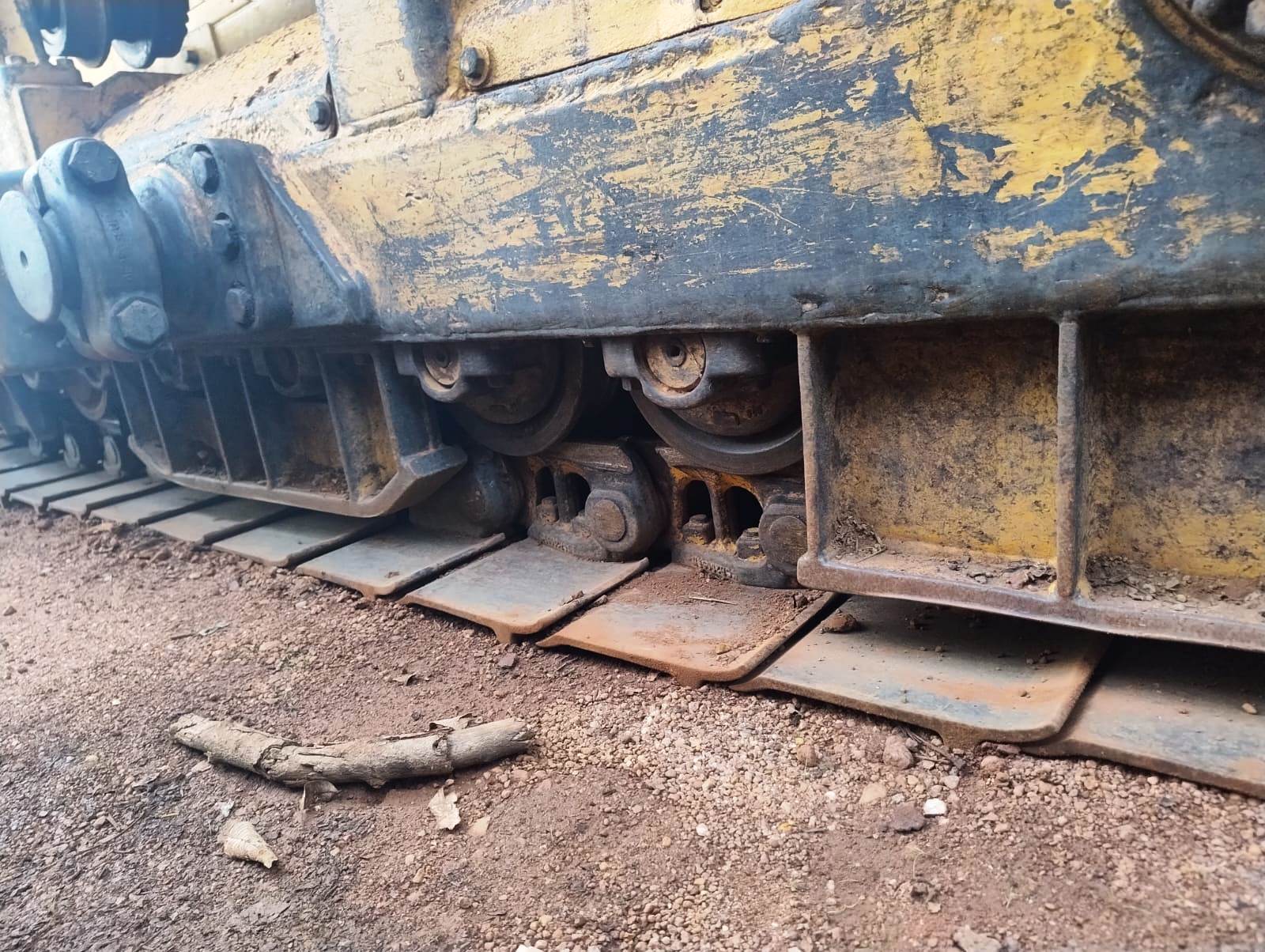 Trator de esteira Caterpillar D6DPS 1985 - Imagem 6