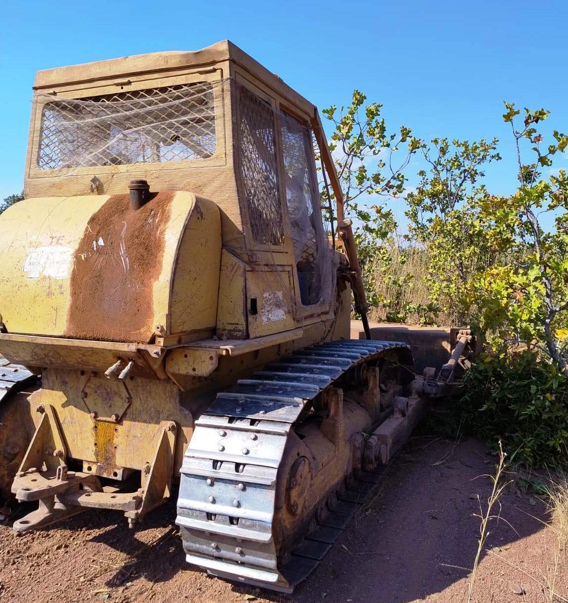Trator de esteira Caterpillar D6DSA 1990 - Imagem 9