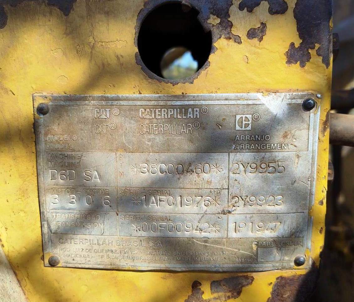 Trator de esteira Caterpillar D6DSA 1990 - Imagem 13