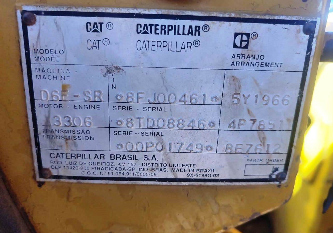 Trator de esteira Caterpillar D6ESR 1996 - Imagem 19