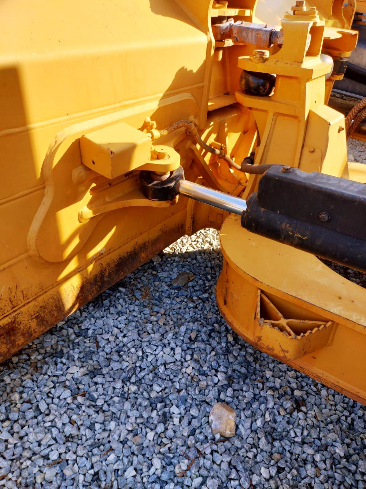Trator de esteira Caterpillar D6N 2019 - Imagem 7