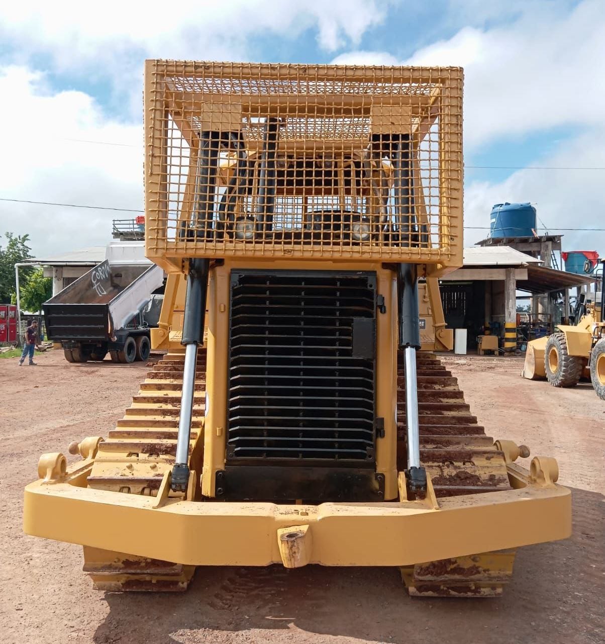 Trator de esteira Caterpillar D6R 2004 - Imagem 3