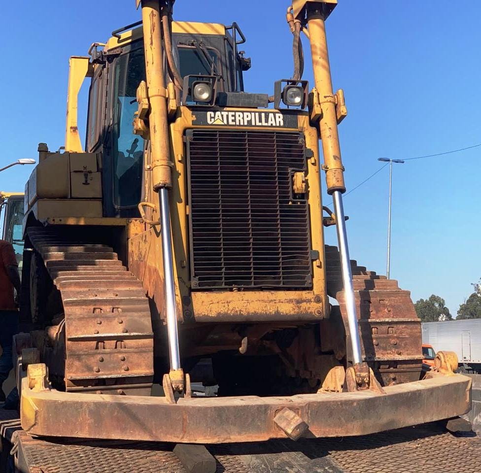 Trator de esteira Caterpillar D6R 2005 - Imagem 3