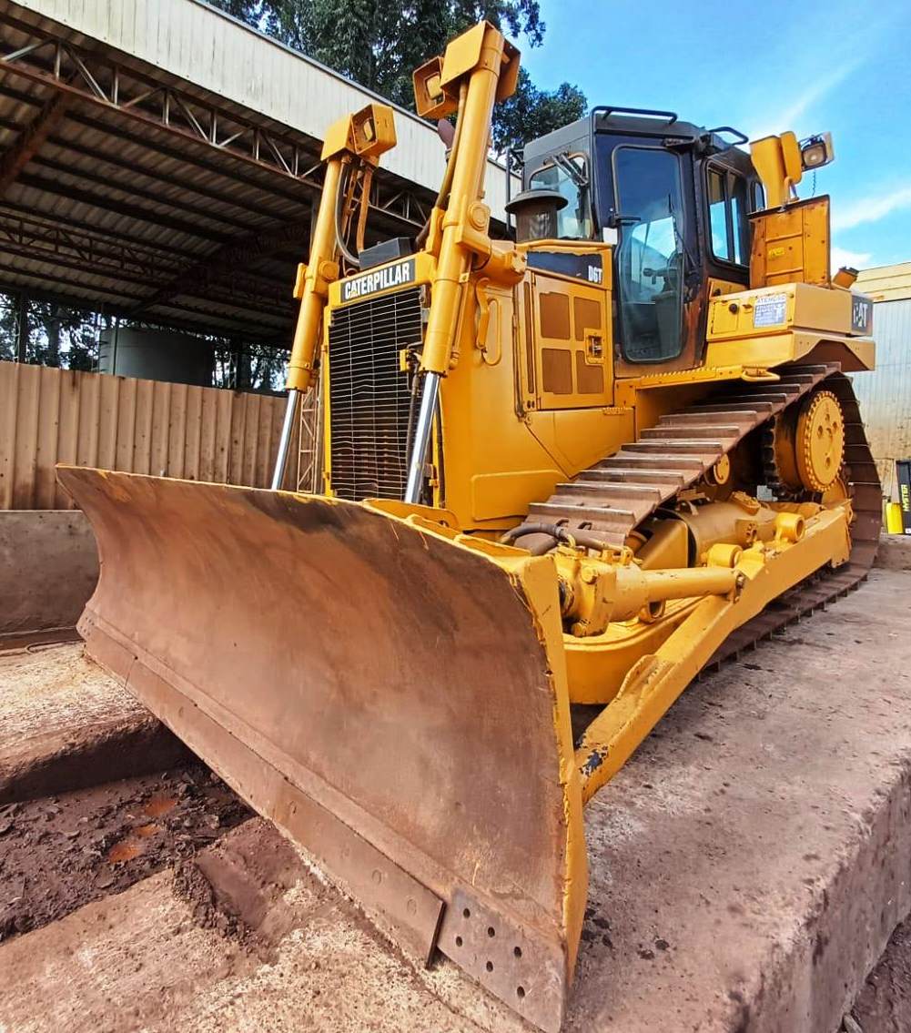 Trator de esteira Caterpillar D6T 2013 - Imagem 2