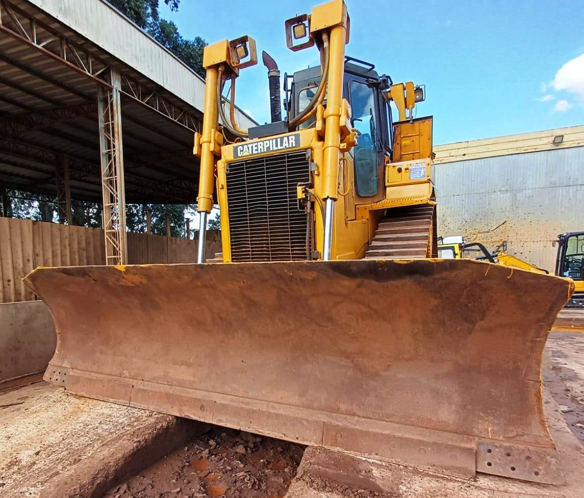 Trator de esteira Caterpillar D6T 2013 - Imagem 4