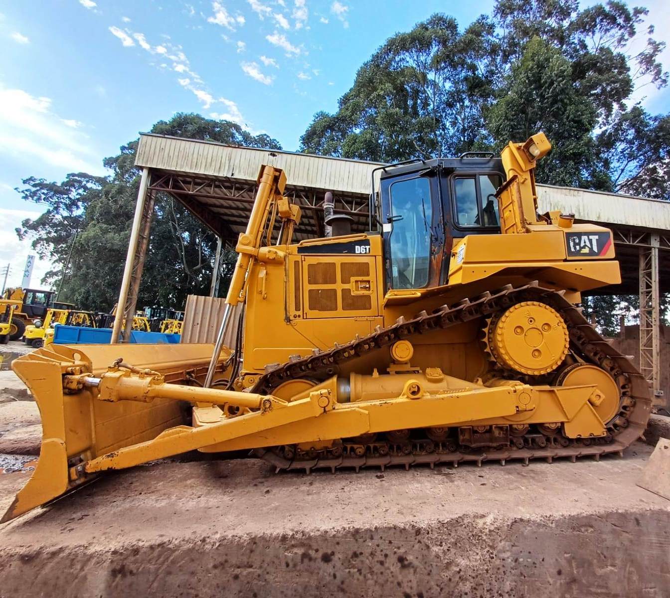 Trator de esteira Caterpillar D6T 2013 - Imagem 5