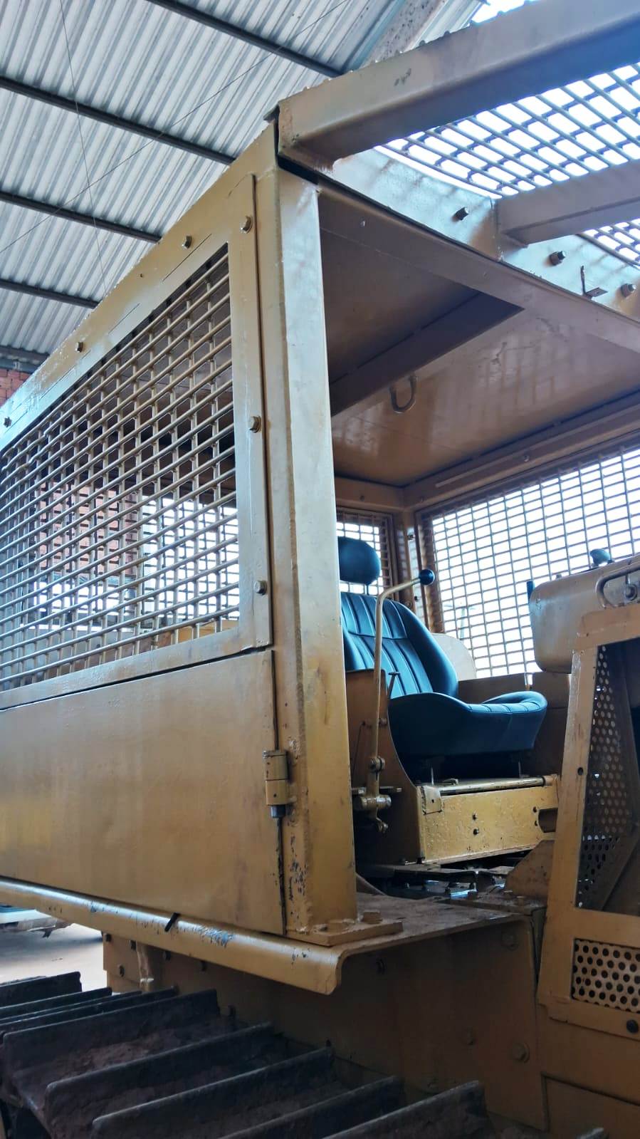 Trator de esteira Caterpillar D7F 1972 - Imagem 4