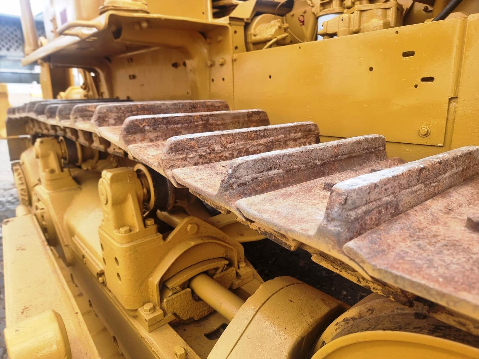 Trator de esteira Caterpillar D8K 1980 - Imagem 5