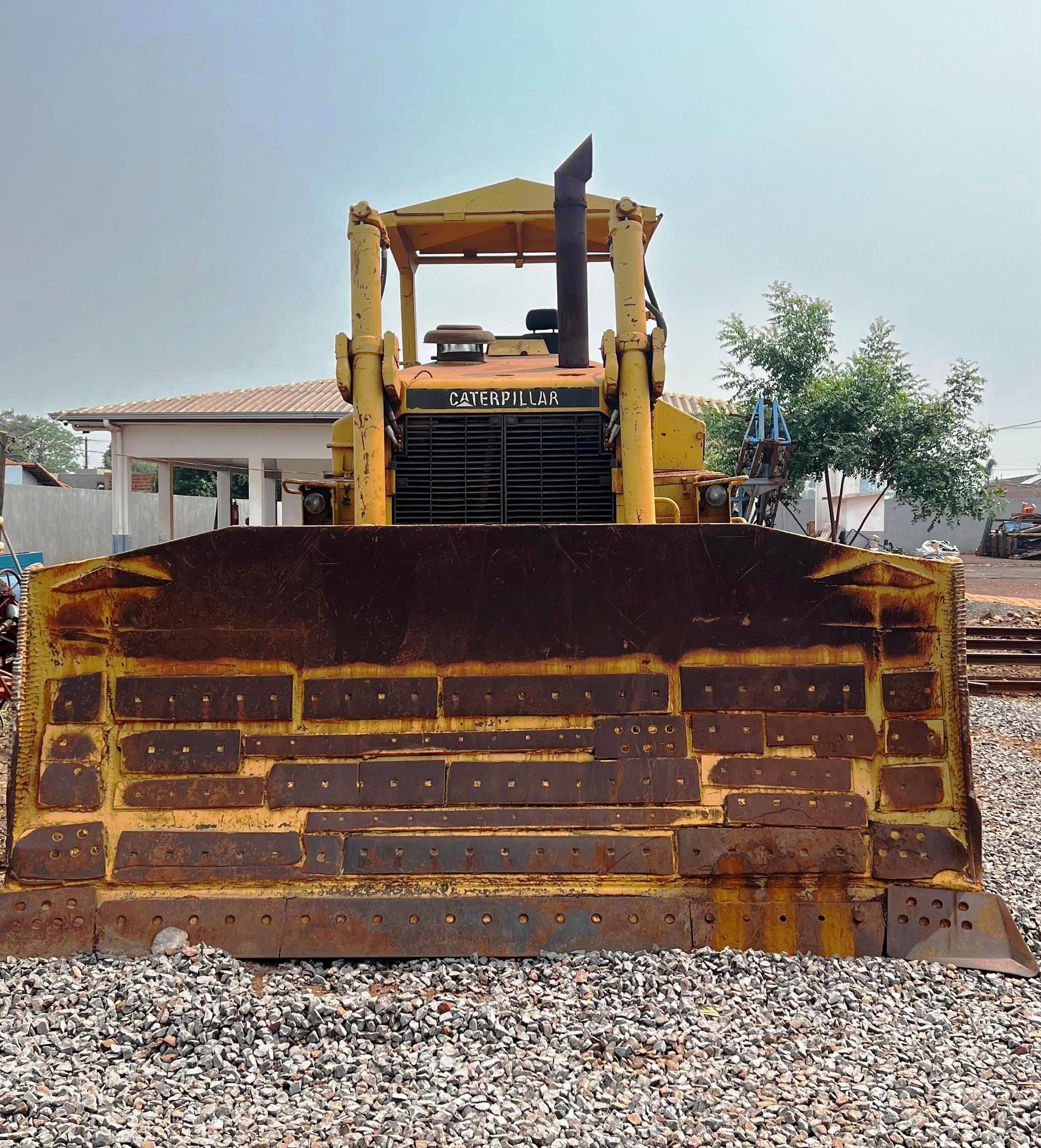 Trator de esteira Caterpillar D8L 1985 - Imagem 7