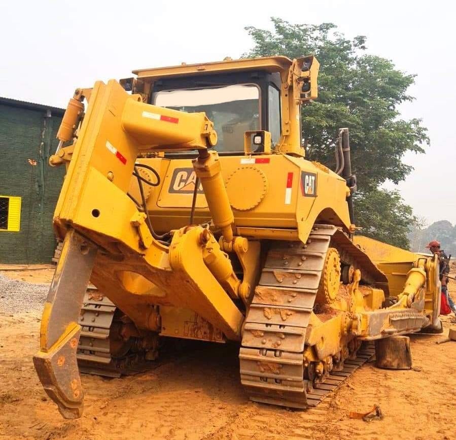 Trator de esteira Caterpillar D8T 2011 - Imagem 4