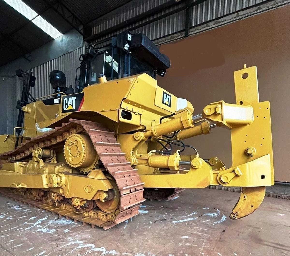 Trator de esteira Caterpillar D8T 2017 - Imagem 4