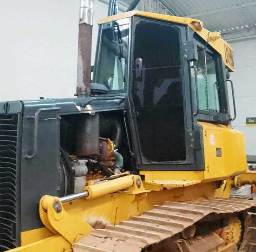 Trator de esteira John Deere 700J 2015 - Imagem 1