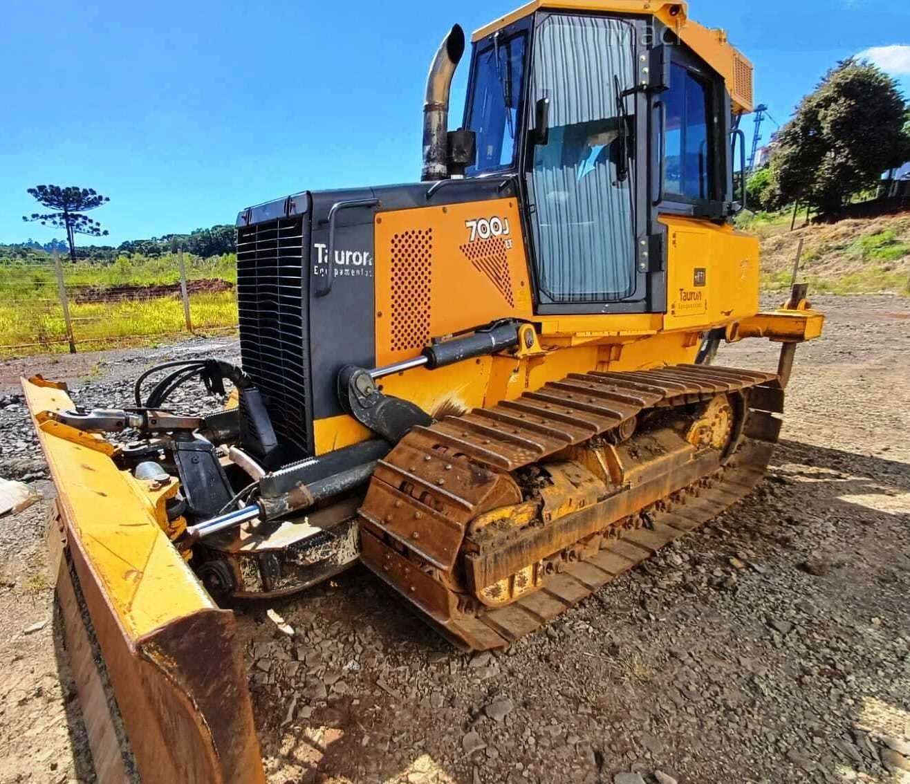 Trator de esteira John Deere 700J 2017 - Imagem 1