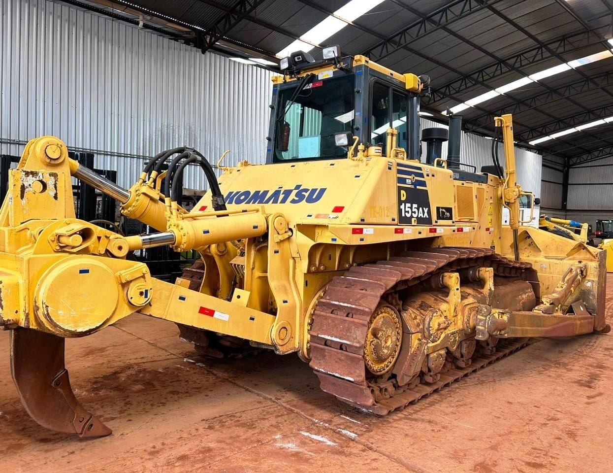 Trator de esteira Komatsu D155 2021 - Imagem 2