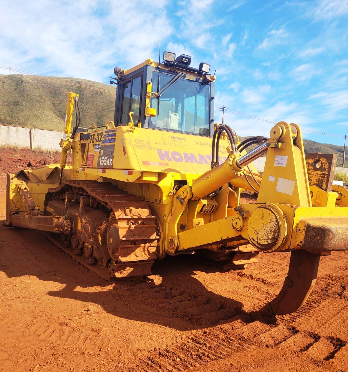 Trator de esteira Komatsu D155 2021 - Imagem 1