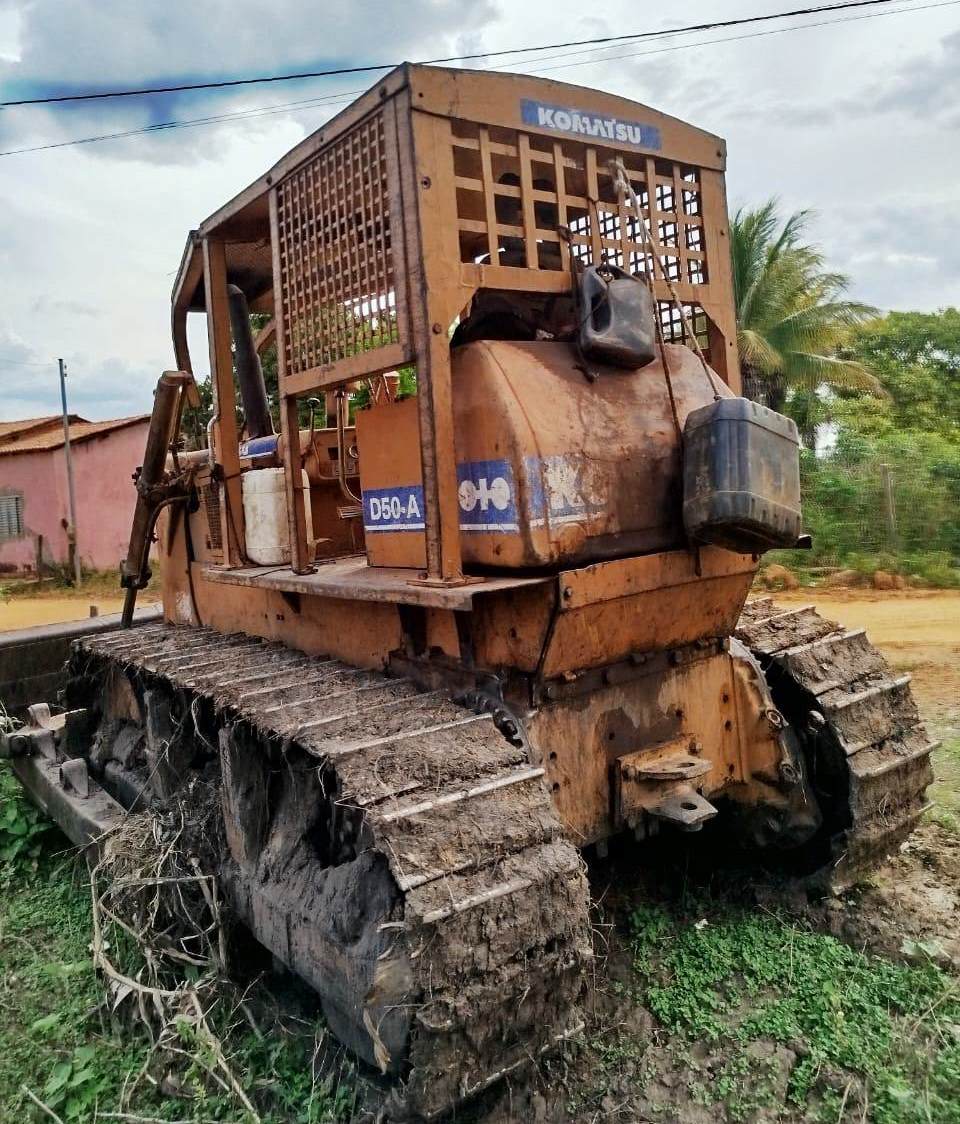 Trator de esteira Komatsu  D50 1986 - Imagem 4