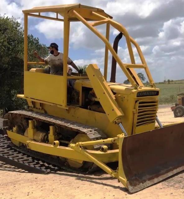 Trator de esteira Komatsu  D50 1987 - Imagem 2