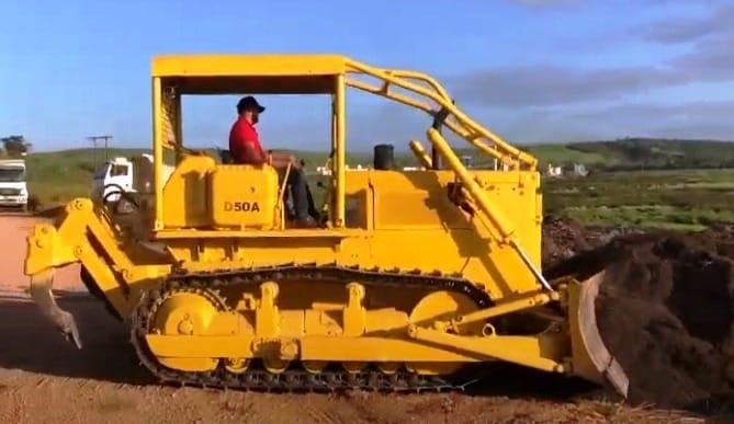 Trator de esteira Komatsu  D50 1992 - Imagem 2