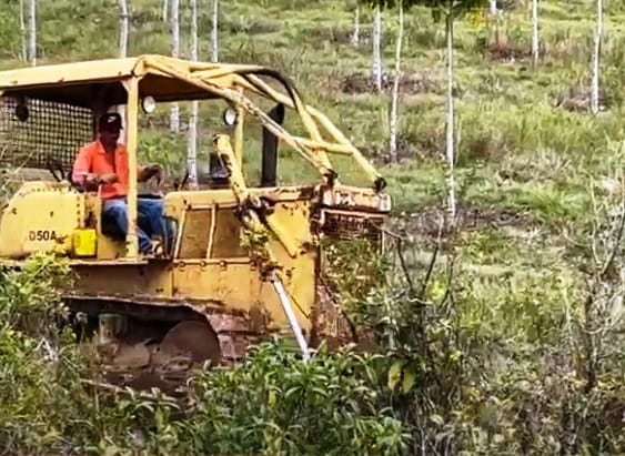 Trator de esteira Komatsu  D50 1992 - Imagem 6