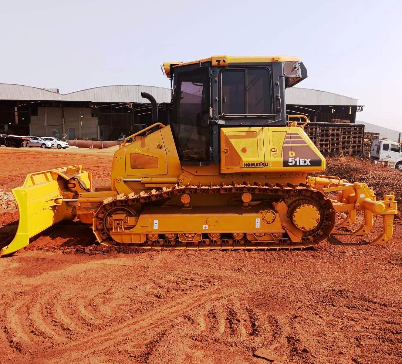 Trator de esteira Komatsu D51 2014 - Imagem 4