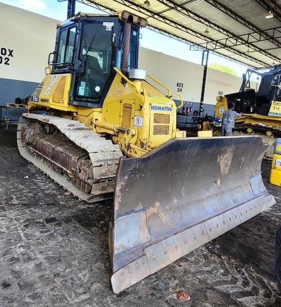 Trator de esteira Komatsu D51 2017 - Imagem 2