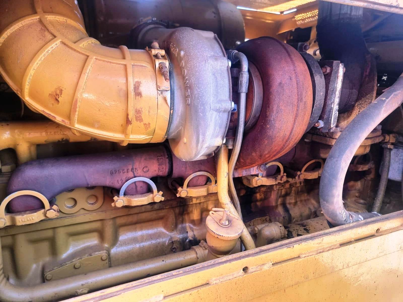 Trator de esteira Komatsu D60 1980 - Imagem 5