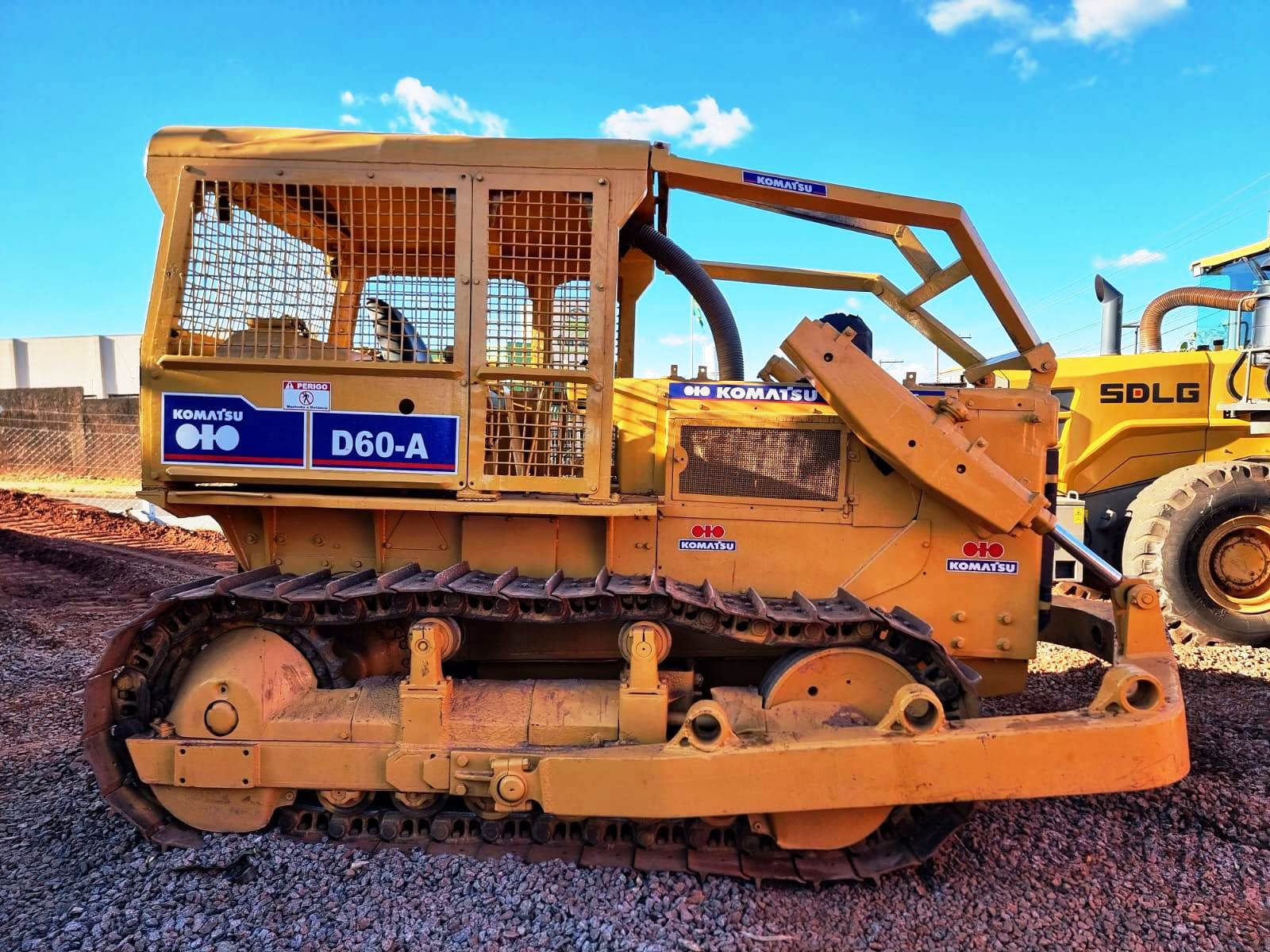 Trator de esteira Komatsu D60 1980 - Imagem 7