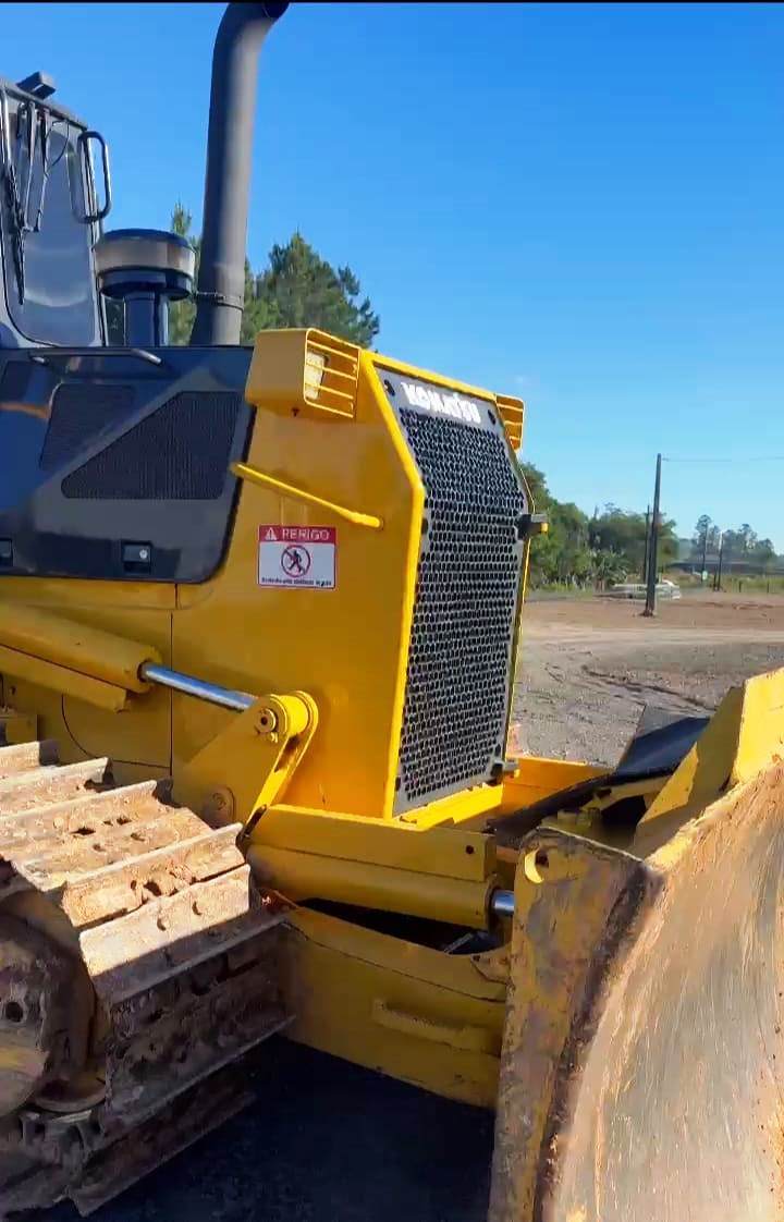 Trator de esteira Komatsu D61 2010 - Imagem 3